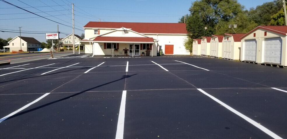 More Photos Of 1105 W Main St, Mount Joy General Retail For Sale