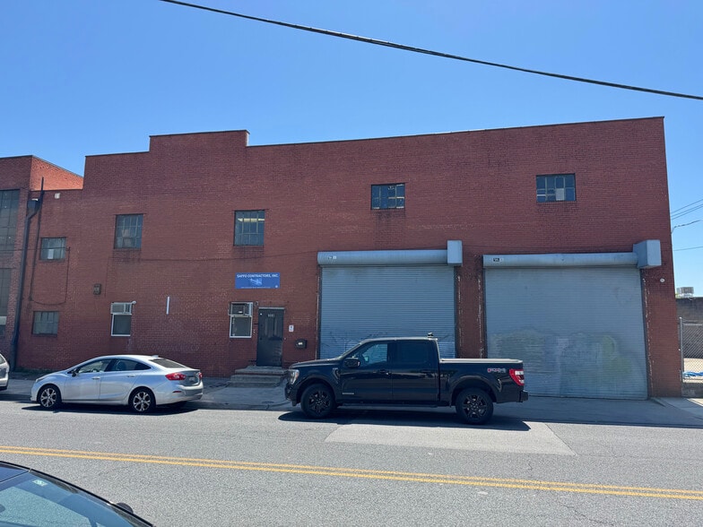 More Photos Of 4001 E Baltimore St, Baltimore Warehouse For Sale