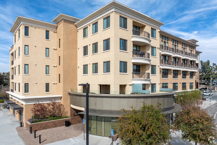 Primary Photo Of 26701 McBean Pky, Valencia Apartments For Lease