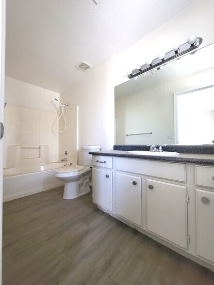 More Photos Of 1171 Sixshooter Ave, Pahrump Apartments For Sale
