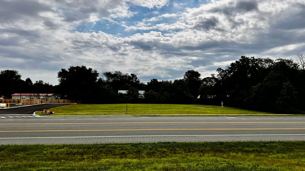 More Photos Of 0 Front St, Frederica Land For Sale