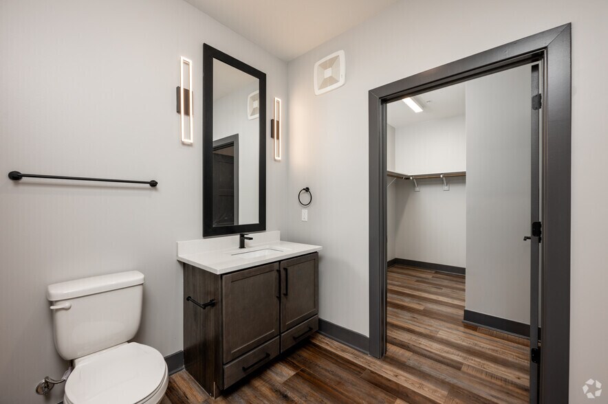 More Photos Of 1155 S Rangeline Rd, Carmel Apartments For Lease