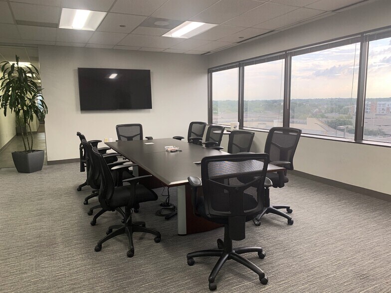 More Photos Of 4144 N Central Expy, Dallas Office For Lease
