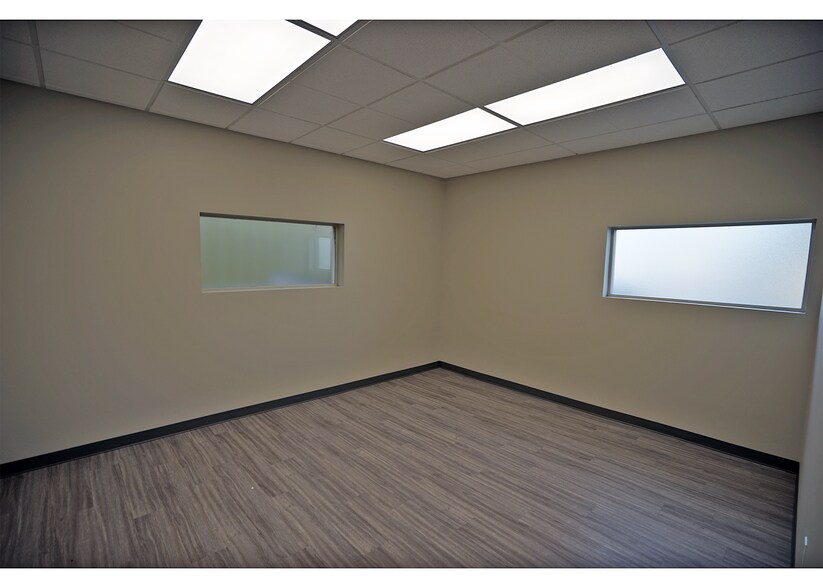 More Photos Of 2804 Main St, Union Gap General Retail For Lease