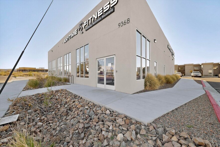 More Photos Of 9368 Valley View Dr NW, Albuquerque Apartments For Sale