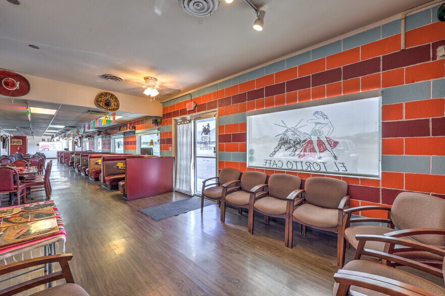 More Photos Of 2120-2126 S Boulder Hwy, Henderson Freestanding For Sale