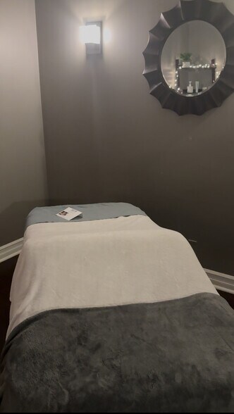 More Photos Of 10158 Niagara Falls Blvd, Niagara Falls Storefront Retail Office For Lease