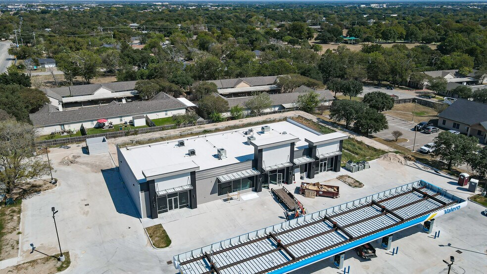 More Photos Of 1103 Welsh ave, College Station General Retail For Sale