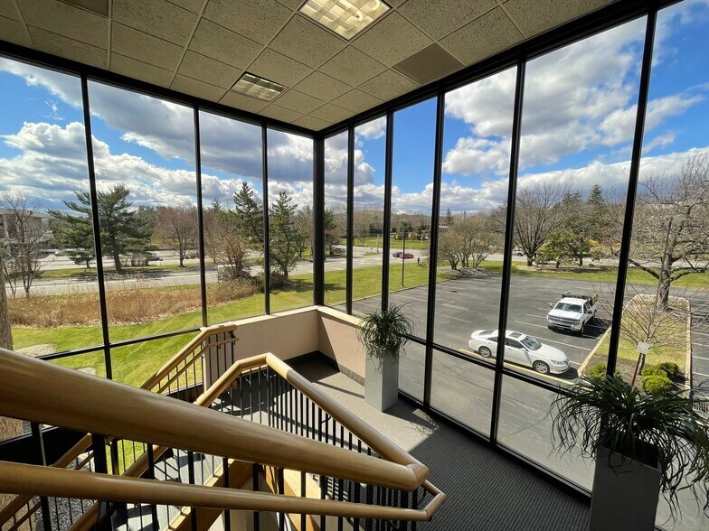 More Photos Of 2 Sylvan Way, Parsippany Office For Lease