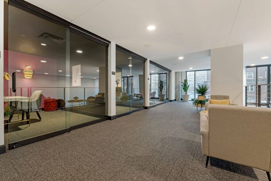 More Photos Of 615 S 8th St, Minneapolis Apartments For Lease