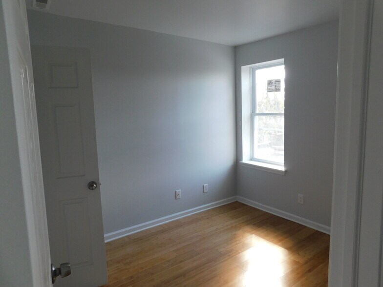 More Photos Of , Philadelphia Specialty For Sale