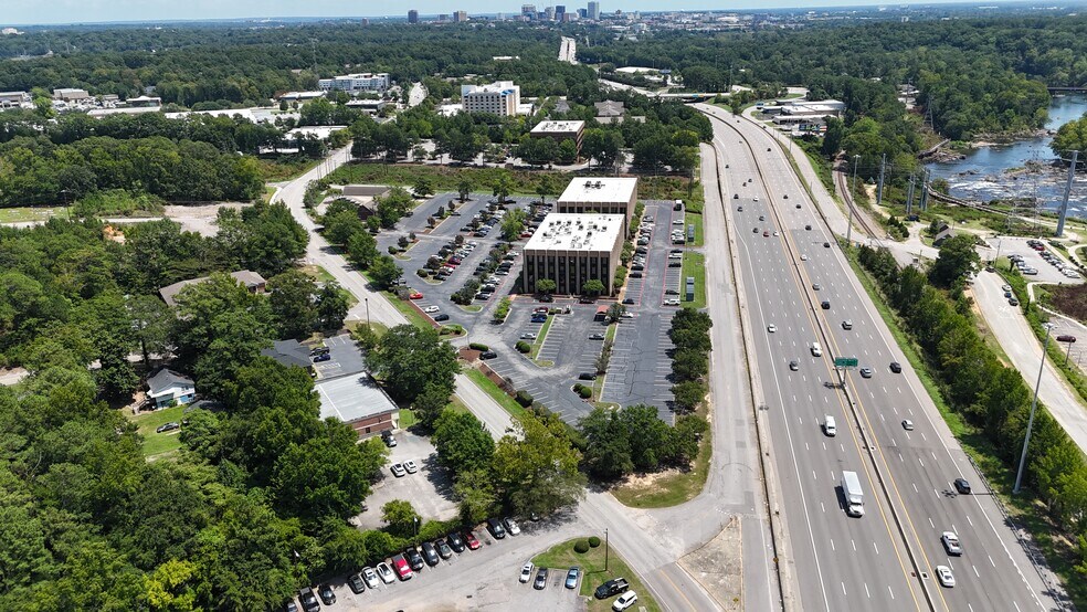 More Photos Of 305 Stoneridge Dr, Columbia Office For Sale
