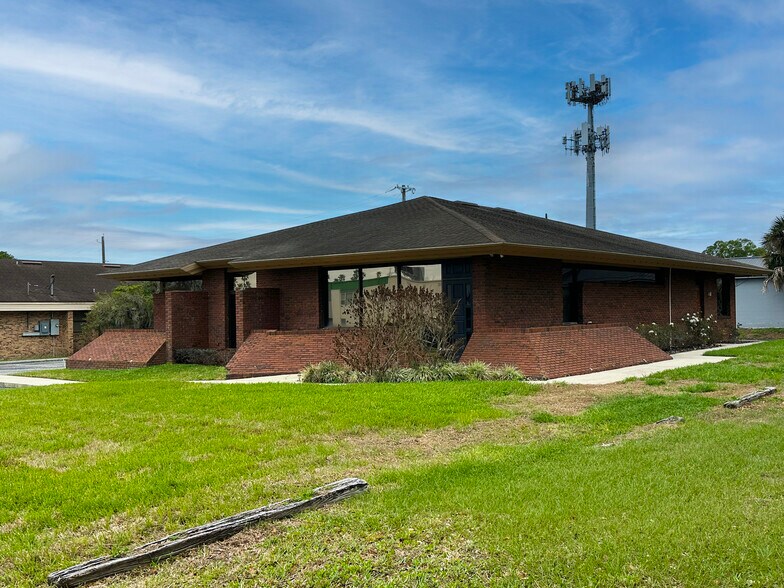 Primary Photo Of 3875 S Florida Ave, Lakeland Medical For Sale