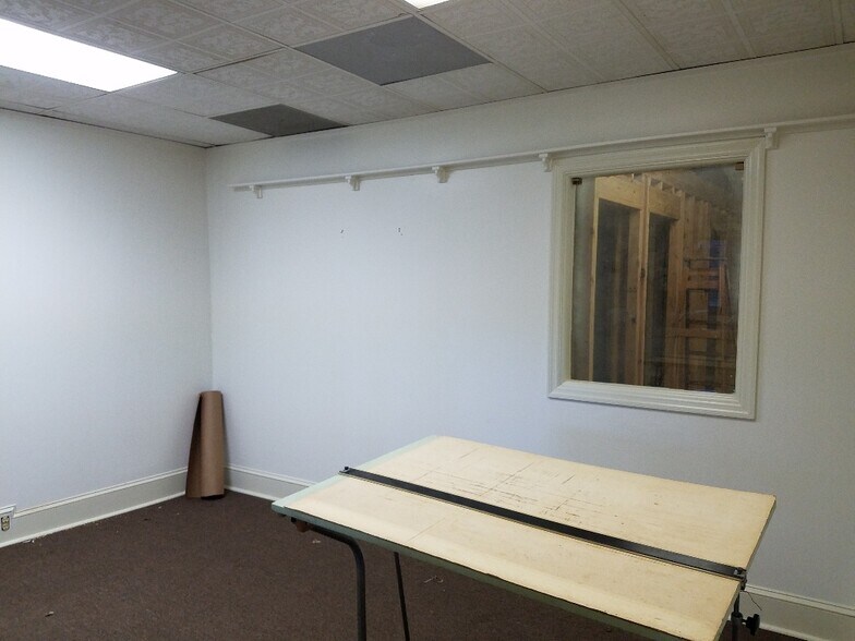 More Photos Of 1212 Broad St, Augusta Storefront Retail Residential For Sale