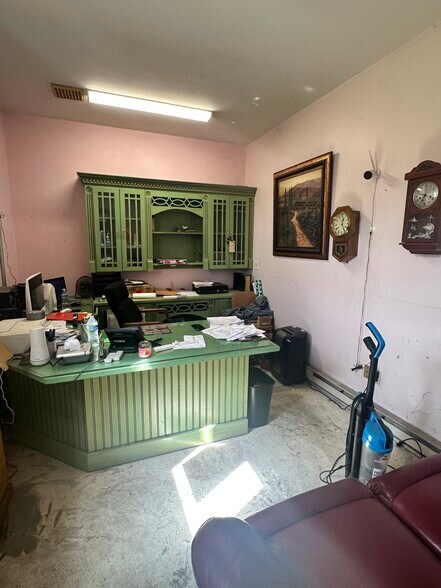 More Photos Of 2080 Romig Rd, Akron Warehouse For Sale