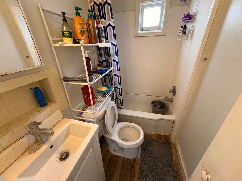 More Photos Of 401 N Salisbury St, West Lafayette Apartments For Sale