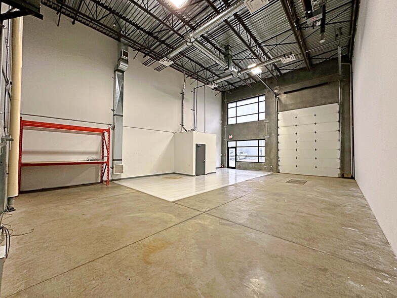 More Photos Of 400 Mackenzie Blvd, Fort McMurray Flex For Sale