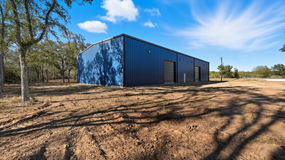 More Photos Of 5345 US 87, Stockdale Warehouse For Sale