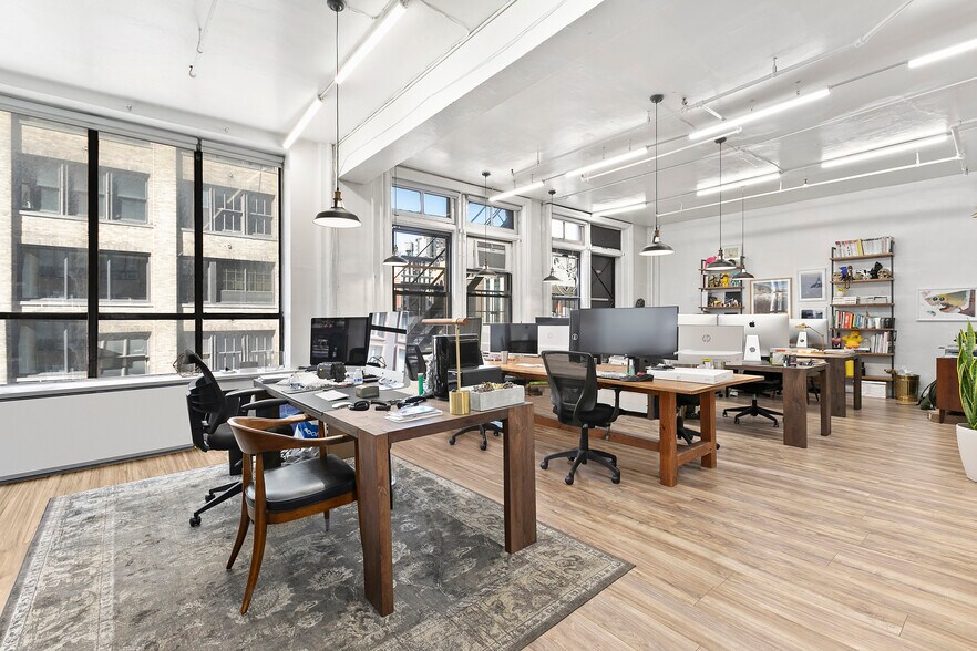 More Photos Of 45-47 W 29th St, New York Office For Sale