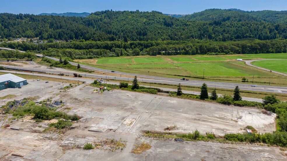 More Photos Of 925 Northwestern Avenue, Rio Dell Land For Sale