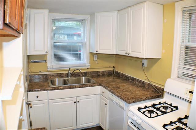 More Photos Of 803 E College St, Iowa City Apartments For Sale