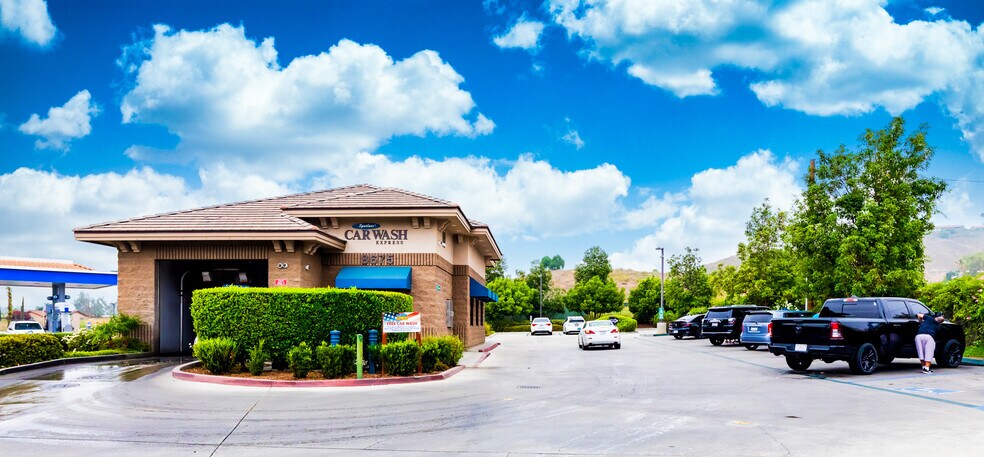 More Photos Of 8675 Limonite Ave, Jurupa Valley Carwash For Sale