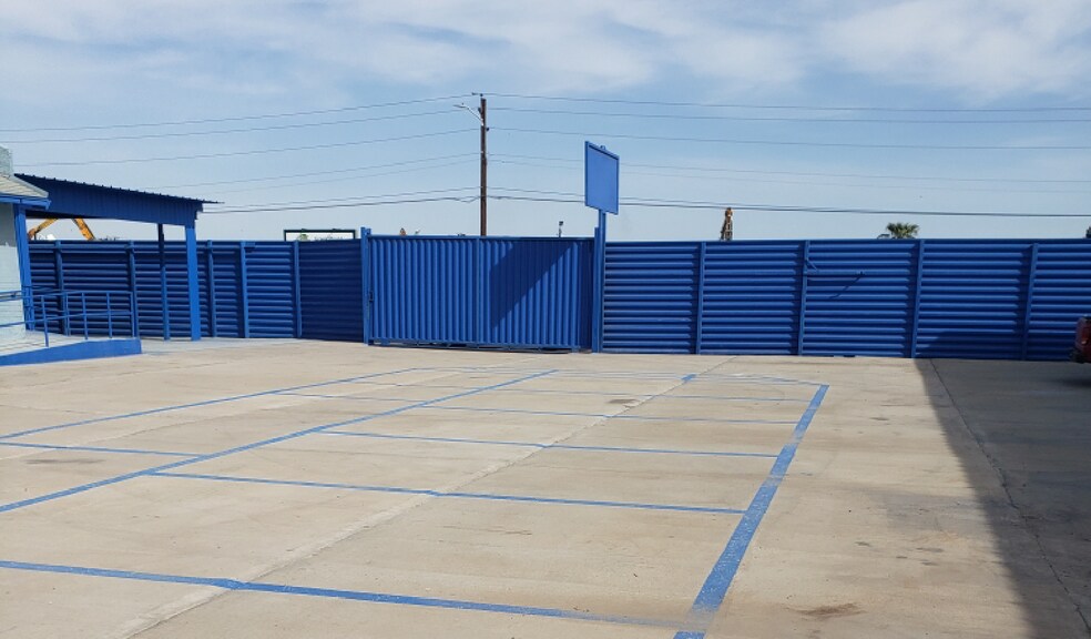 More Photos Of 1605 W Broadway Rd, Phoenix Warehouse For Sale