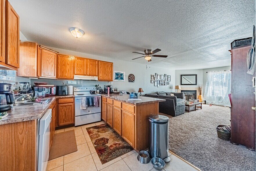 More Photos Of 6970 Peyote Way, Colorado Springs Apartments For Sale