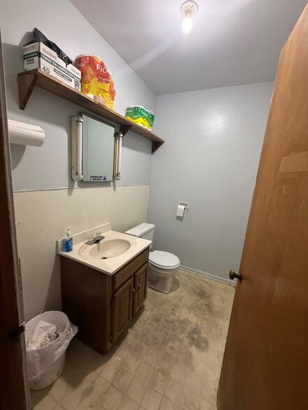More Photos Of 5449 Beaver Pike, Beaver Freestanding For Sale