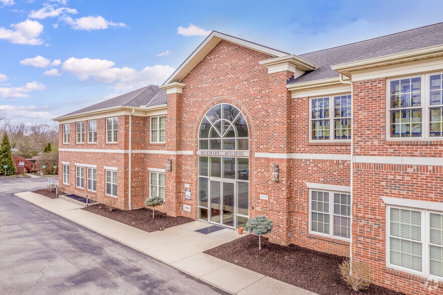 More Photos Of 7237 Cincinnati Dayton Rd, West Chester Medical For Sale