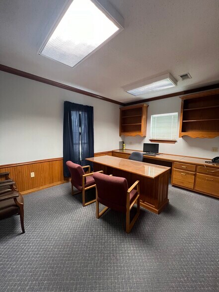 More Photos Of 8989 Interline Ave, Baton Rouge Office For Sale