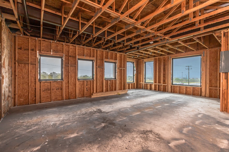 More Photos Of 3006 Barron Rd, College Station Restaurant For Sale
