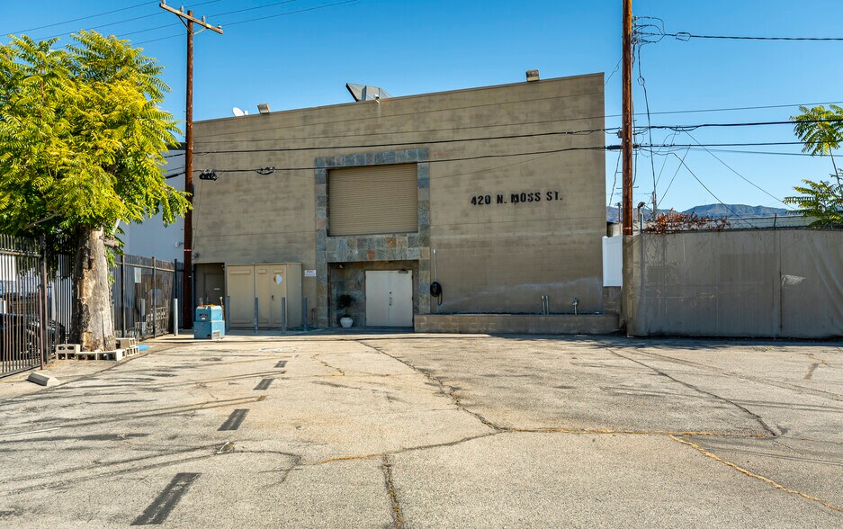 More Photos Of 425 N Varney St, Burbank Manufacturing For Lease