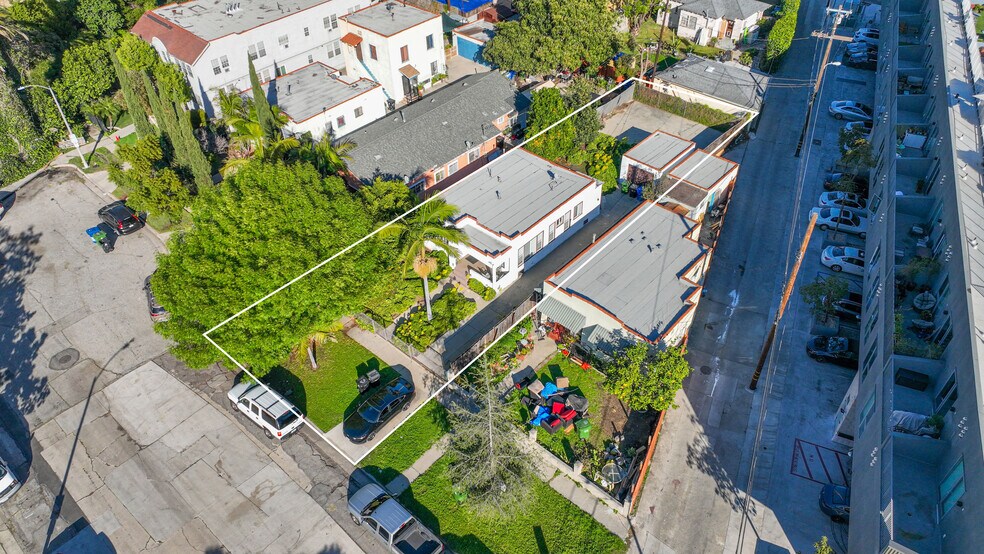 More Photos Of 2536 S Dunsmuir Ave, Los Angeles Land For Sale