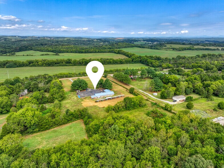 More Photos Of 10769 W Lee Hwy, Loudon Loft Creative Space For Sale