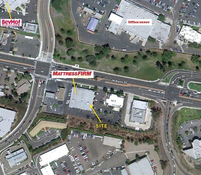 More Photos Of 5310 Jackson Dr, La Mesa Freestanding For Lease