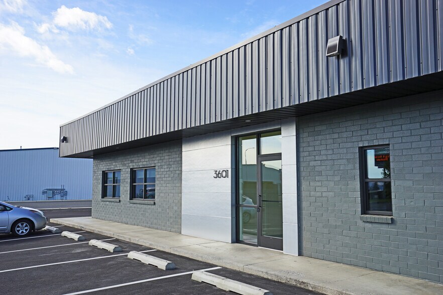 More Photos Of 3601 W Washington Ave, Yakima Office For Lease