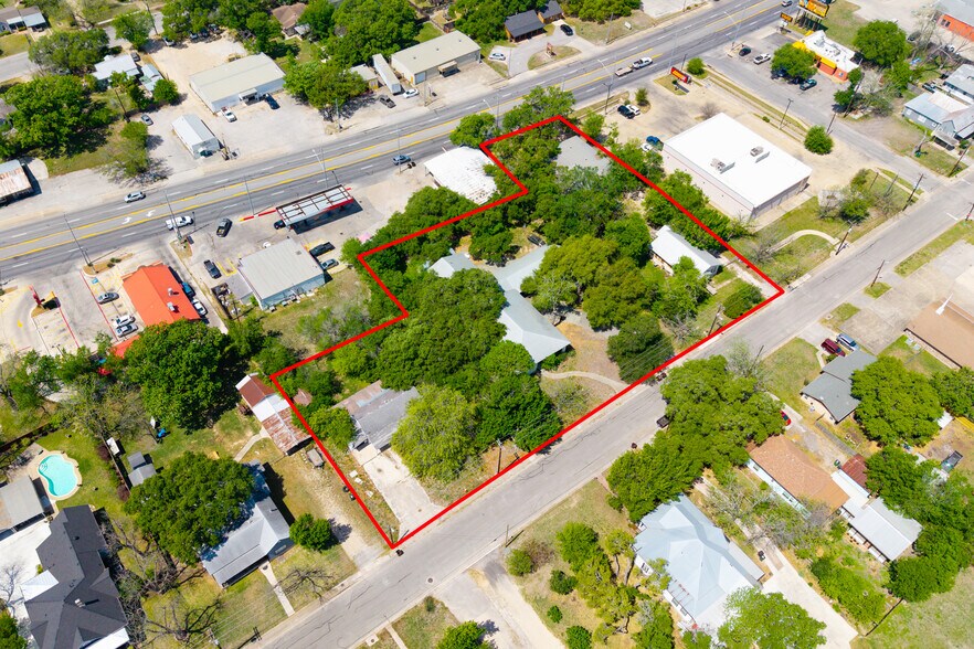 More Photos Of 725 S Brazos St, Lockhart Land For Sale