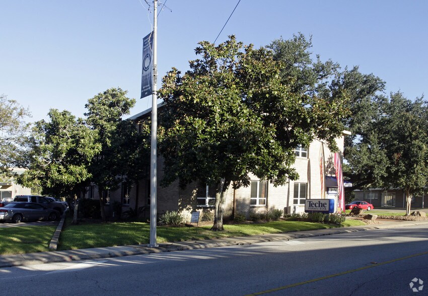Primary Photo Of 124 Heymann Blvd, Lafayette Office For Sale