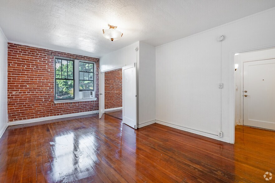 More Photos Of 1843 N Cherokee Ave, Los Angeles Apartments For Sale