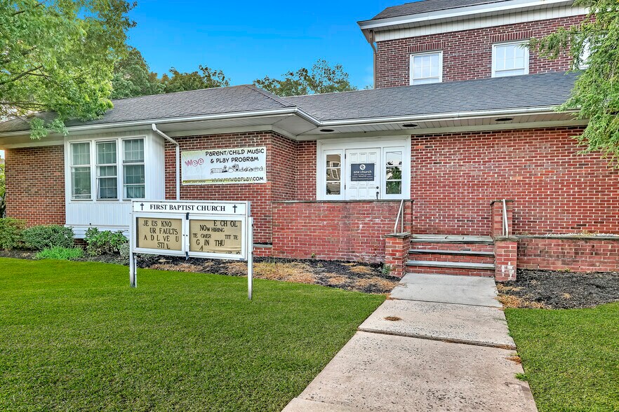 More Photos Of 132 W High St, Somerville Religious Facility For Sale