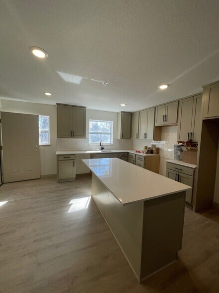 More Photos Of 815 6th St SE, Minneapolis Land For Sale