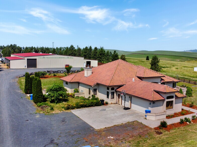 More Photos Of 2301 N Mountain View Rd, Moscow Horse Stables For Sale