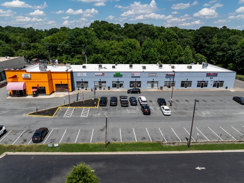 Primary Photo Of 1008 W Roosevelt Blvd, Monroe General Retail For Lease
