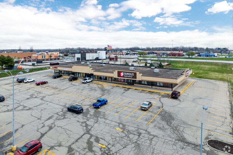 More Photos Of 1160-1300 E Army Post Rd, Des Moines Unknown For Lease