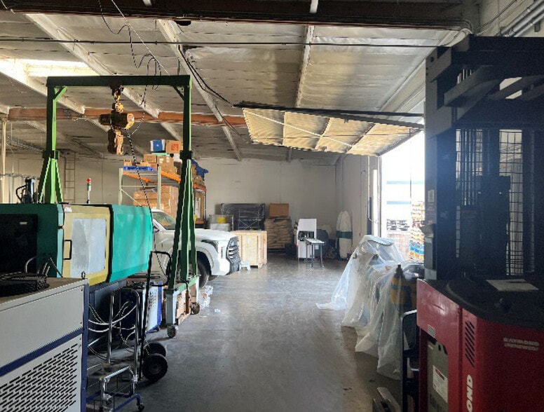 More Photos Of 269 Pacific St, Pomona Warehouse For Sale