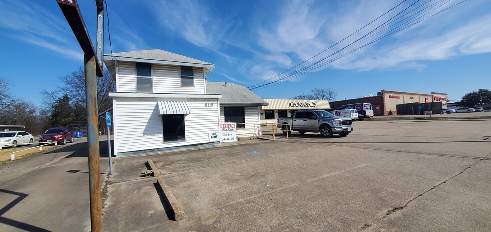 More Photos Of 815 E Milam St, Mexia Medical For Sale