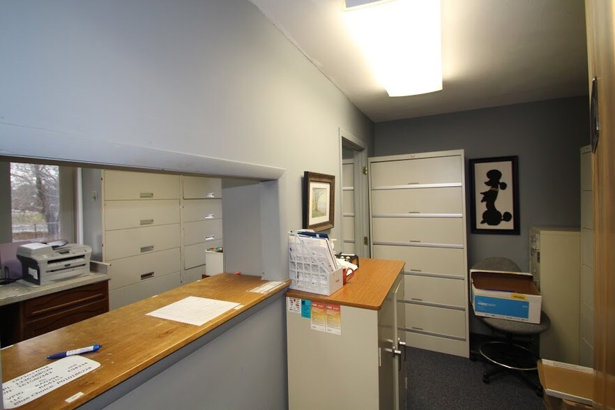 More Photos Of 2211 Lyell Ave, Rochester Medical For Lease