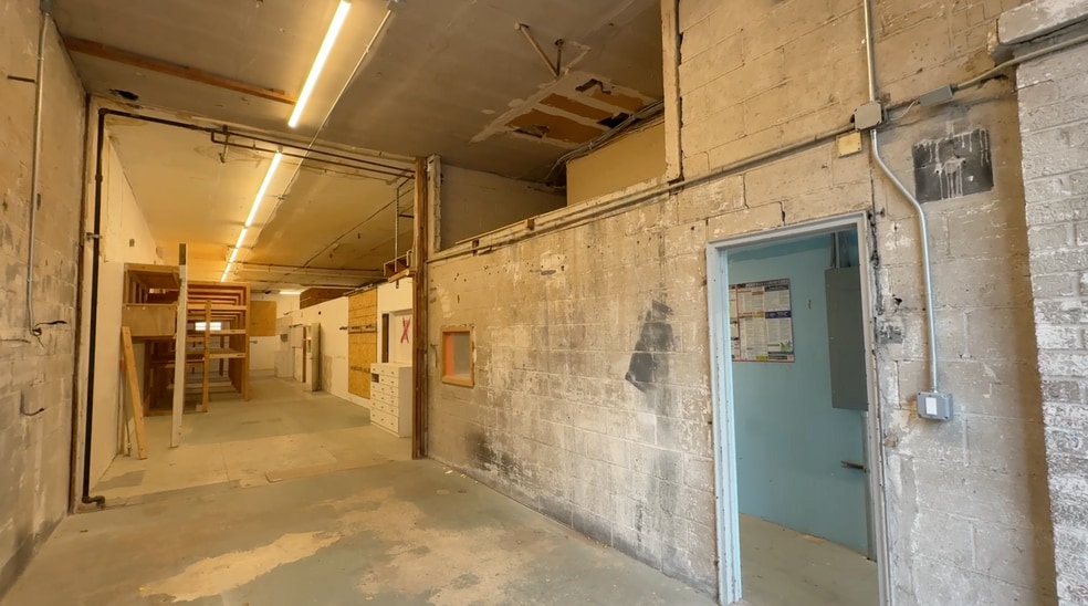 More Photos Of 3836 Crescent St & Side Lot, Long Island City Warehouse For Sale
