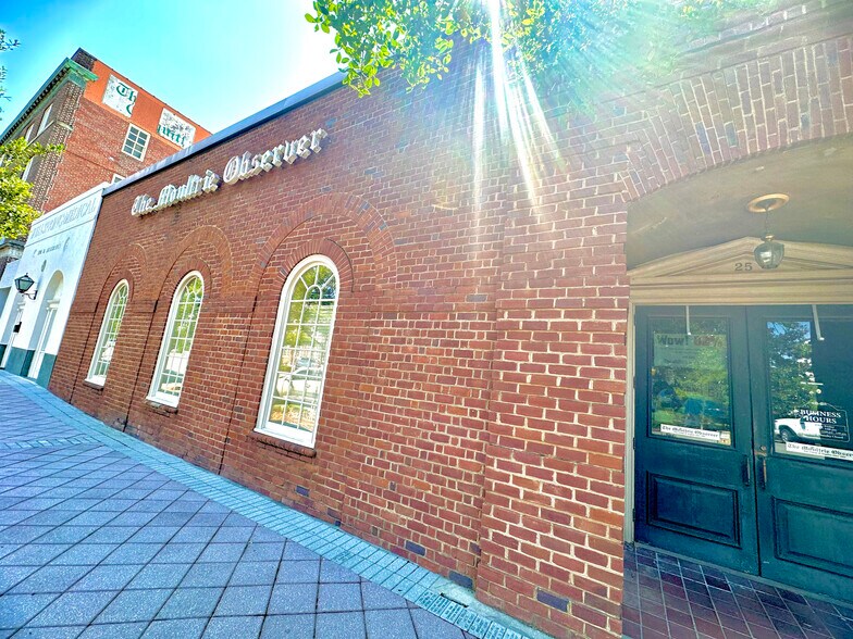 More Photos Of 25 N Main St, Moultrie Office For Sale
